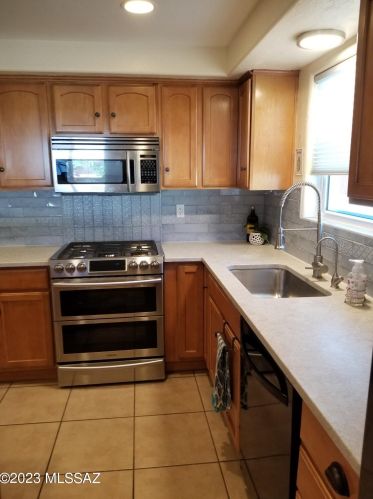 6790 3rd St, Tucson AZ  85710-1244 exterior