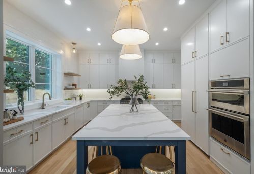 3036 Arizona Ave, Washington DC  20016-3419 exterior