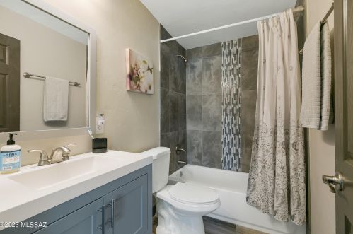 5850 Lee St, Tucson AZ  85712-5606 exterior