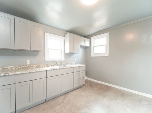 4703 35, Milwaukee WI 53209-5972 exterior