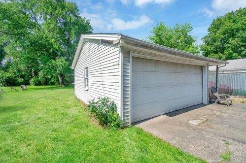 18 Ferry Ave, West Springfield, MA 01089-1312