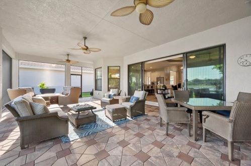 3351 Atlantic Cir, Naples FL 34119-8639 exterior