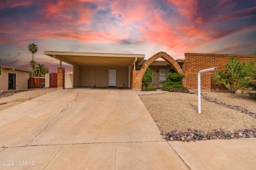 9071 39th St, Tucson, AZ 85730-2106