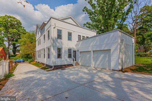 907 Gilbert Rd, Rockville MD  20851-1315 exterior