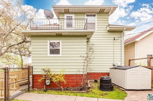 406 43 Ave, Duluth MN 55807-1555 exterior