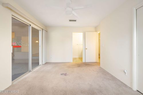 1350 Abrego Dr, Green Valley AZ 85614-3637 exterior