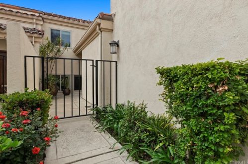 442 Pinehurst Ct, Fullerton, CA 92835-2734