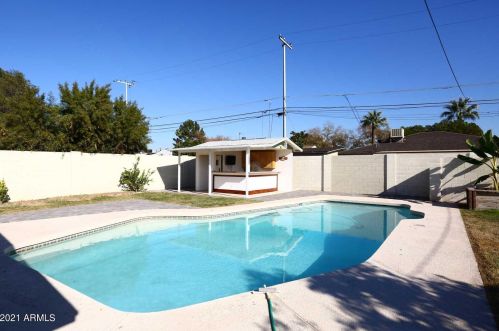 5711 12 Pl, Phoenix AZ 85014-5157 exterior