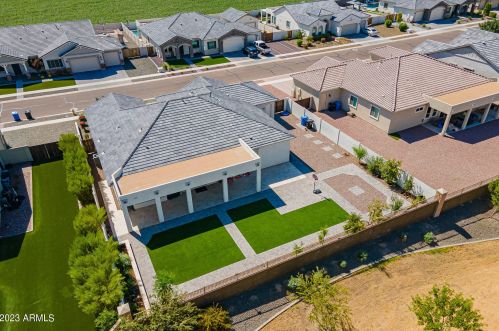 8603 16 Dr, Phoenix AZ 85041 exterior