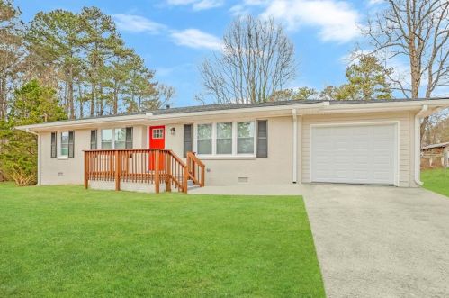 2589 Poplar St, Lithonia GA  30078-3328 exterior