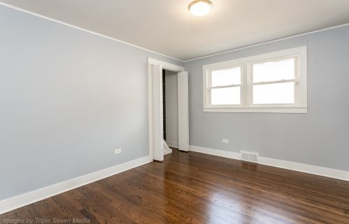 6322 Oak Park Ave, Chicago IL 60638-4018 exterior