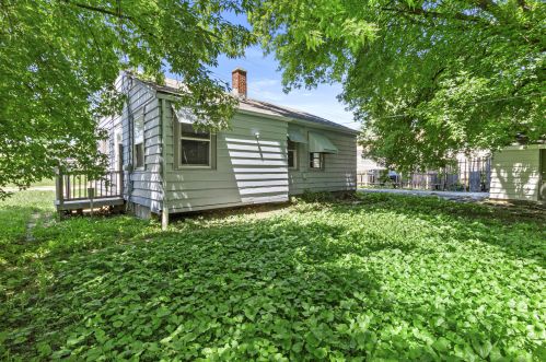 4932 20th St, Milwaukee WI  53221-2861 exterior