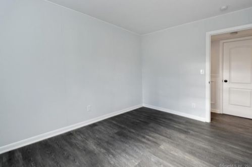 46 Cooper Ave, Wallingford CT  06492-3956 exterior