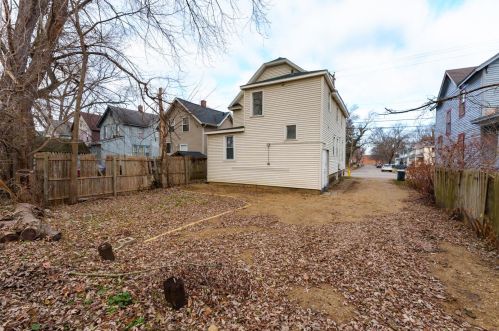 126 Stockbridge Ave, Kalamazoo MI 49001-2881 exterior