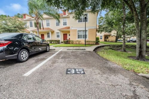 2035 Fiesta Ridge Ct, Tampa FL  33604-7702 exterior