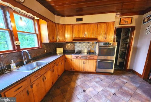 306 Middletown Rd, Media PA 19063-4308 exterior