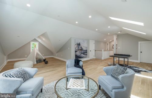 3036 Arizona Ave, Washington DC  20016-3419 exterior