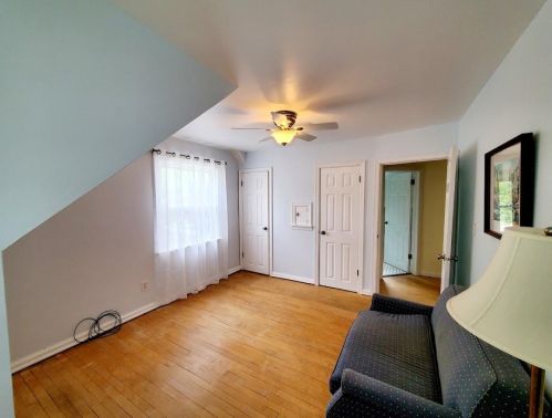 2414 Glenside Blvd, Meskegon MI 49441-3244 exterior