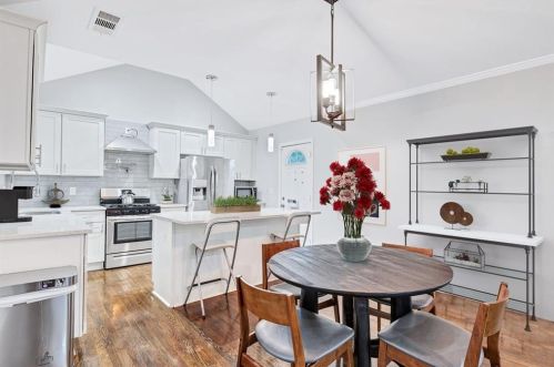 1335 Avon Ave, Atlanta GA  30310-3907 exterior