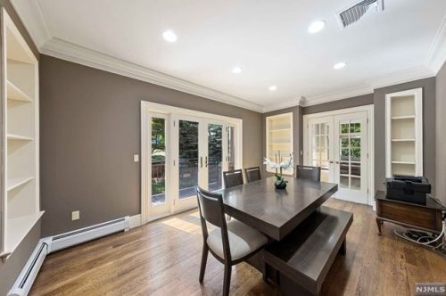 32 Lenox Ave, Demarest NJ 07627-2112 exterior