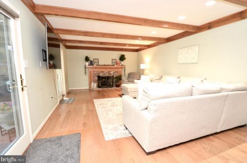 1 Bradford Dr, Southampton NJ  08088-8678 exterior