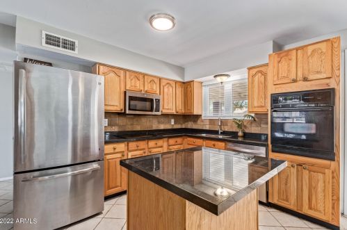 1326 Ivanhoe St, Chandler AZ  85225-5319 exterior