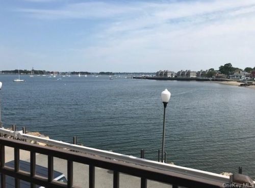 197 Cross St, Bronx NY  10464-1225 exterior