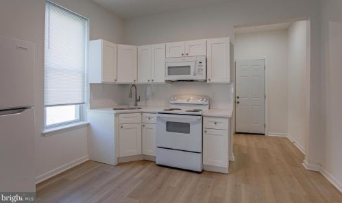 1602 17 St, Philadelphia PA 19132-3930 exterior