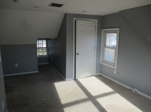 57 Surrey Rd, Springfield MA 01118-1143 exterior