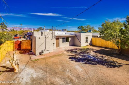 4020 Montecito St, Tucson AZ 85711-4873 exterior