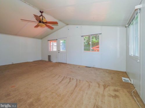 12705 Hathaway Dr, Silver Spring MD 20906-4076 exterior