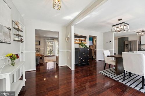 1816 Collingwood Rd, Alexandria VA  22308-1611 exterior