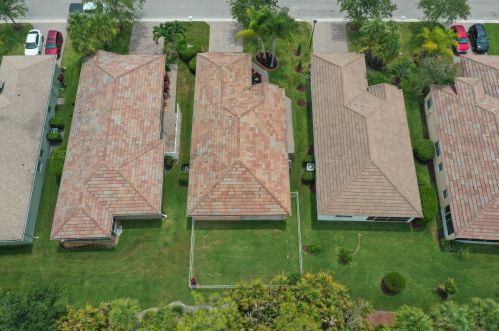 9979 Stonegate Dr, Fort Pierce FL 34987-2423 exterior