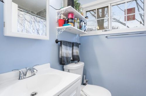 2576 Abner Pl, Atlanta GA  30318-9202 exterior