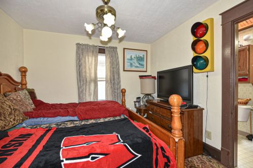 1754 65, Milwaukee WI 53214-3249 exterior