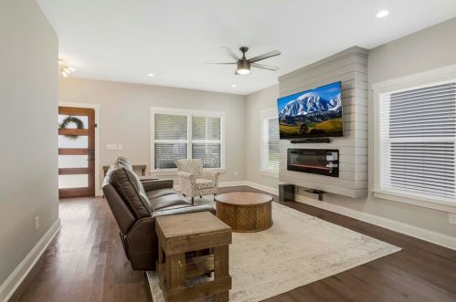 1863 Francis Ave, Atlanta GA  30318-2723 exterior