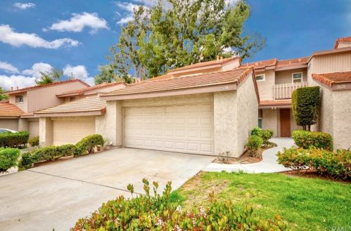 2624 Monterey Pl, Fullerton, CA 92833-2083