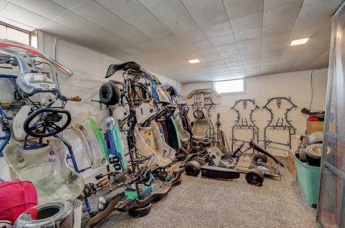 9438 Montana Ave, Milwaukee WI 53227-3324 exterior