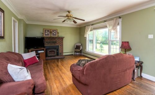 184 Stony Ford Rd, Middletown NY 10941-3954 exterior