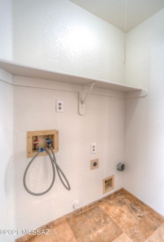 5125 Condor Dr, Tucson AZ 85742-9405 exterior