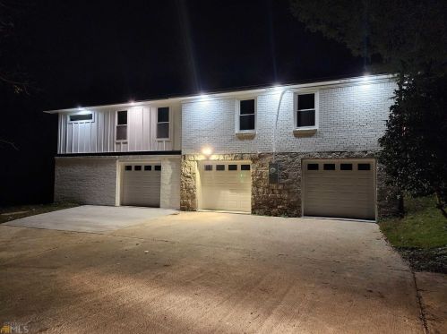 1740 Dodson Dr, Atlanta, GA 30311-3730