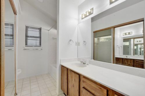 7906 Epping Ln, Austin TX 78745-6831 exterior