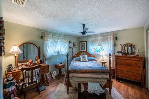 15933 Adobe Dr, Port Richey FL 34667-4019 exterior