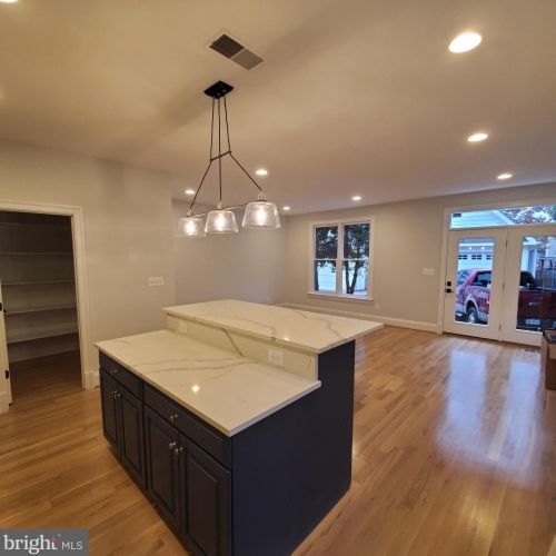 5707 6th St, Arlington, VA 22205-1013