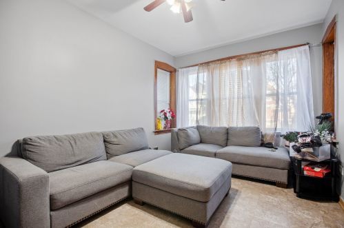 2649 Keeler Ave, Chicago, IL 60623-4327