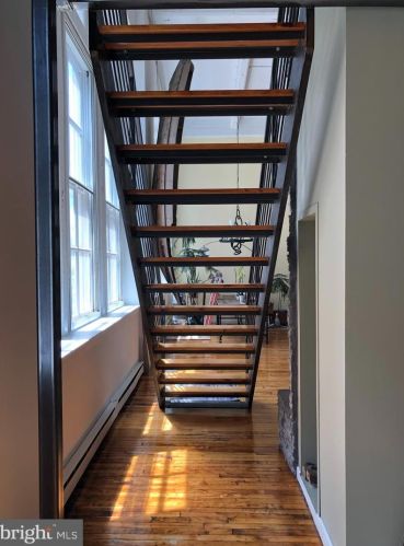 1238 Callowhill St, Philadelphia PA 19123-3604 exterior