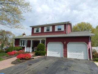 2 Handeland Dr, Trenton NJ  08690-2244 exterior