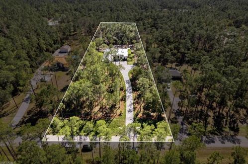 4348 6 Ave, Naples FL 34120-4946 exterior