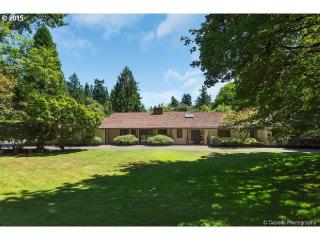 4004 Scholls Ferry Rd, Portland, OR 97221-1251