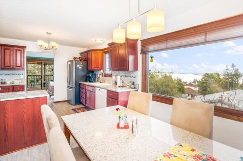 1434 Clf Ave, Duluth MN 55811-2723 exterior